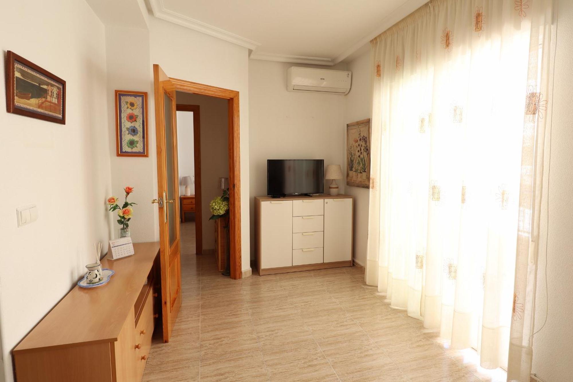 Apartamento Ricardo La Mata Torrevieja